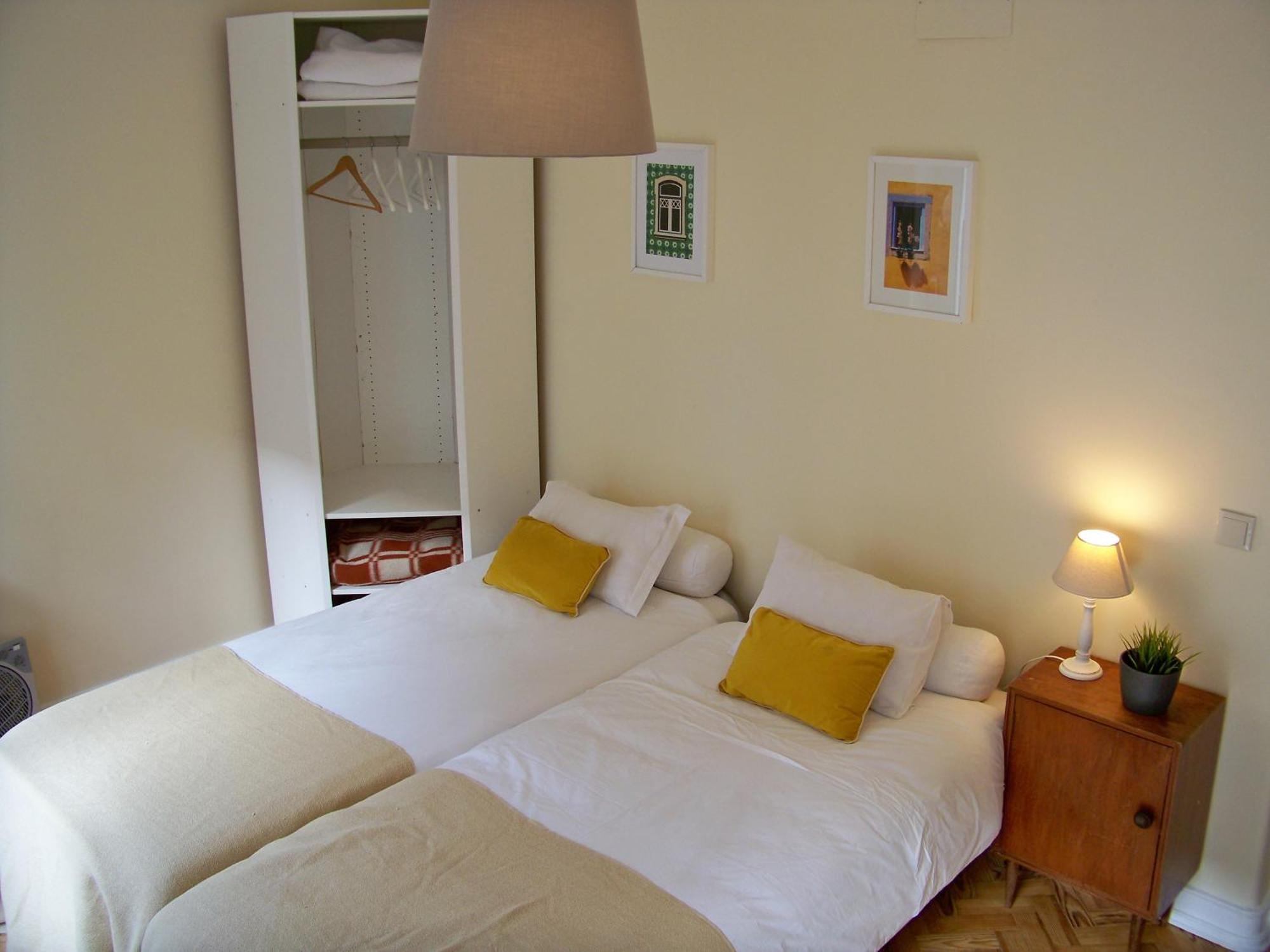 Apartment Almirante 1 - Lisbonbreaks *